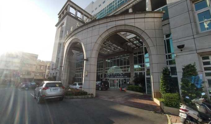 辦離婚請找台中大甲離婚證人到場見證簽名服務