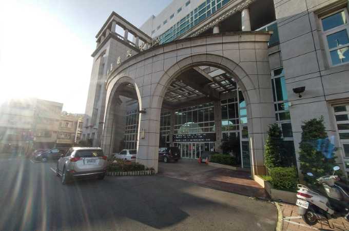 辦離婚請找台中大甲離婚證人到場見證簽名服務